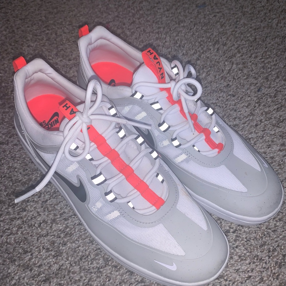 Mens size 10. Nike SB Nyjah. Hardly worn.